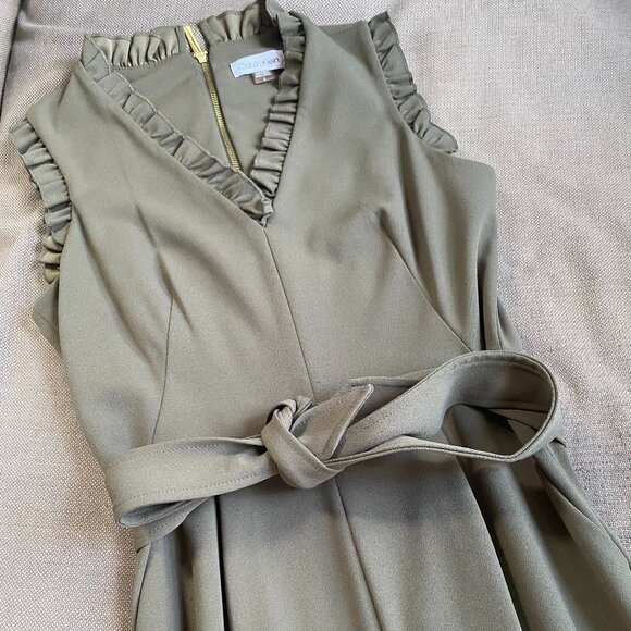 Calvin Klein Women's Sleeveless Ruffle-Trim Cropped Jumpsuit - Picture 4 of 10